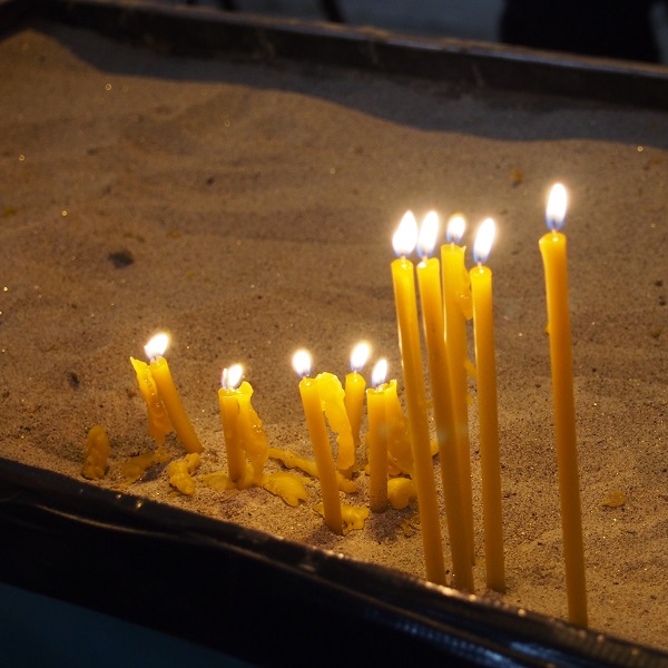 セルビア｜みつろうキャンドル（SVECE）│18．5cm｜10本